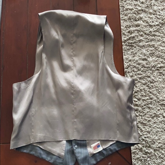 Vintage Too Cute Looney Tunes Characters vest - Picture 2 of 2